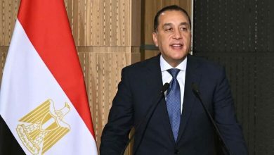 صورة رئيس الوزراء: قيد 4 شركات حكومية جديدة بالبورصة قبل نهاية الشهر